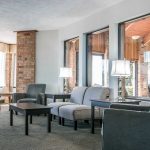 Quality Inn & Suites - Grand Rapids, MI - Lobby 2
